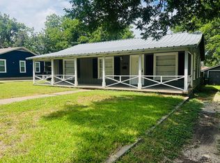 2412 N 32nd St, Waco, TX 76708