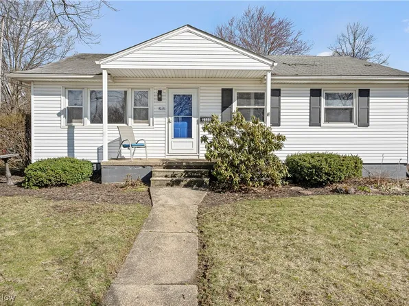 2335 Liberty Rd, Stow, OH 44224