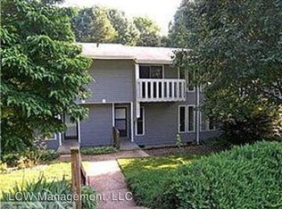 3832 Heathrow Dr, Winston Salem, NC 27127