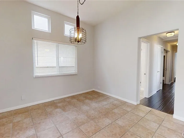 509 N Dianthus St — Photo 10
