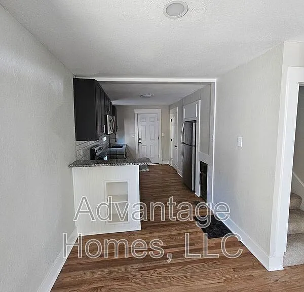 4619 Bell St — Photo 23