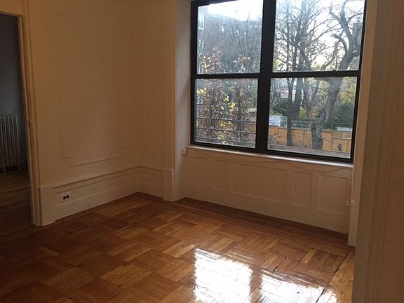 2nd image of 218 Prospect Pl #3G