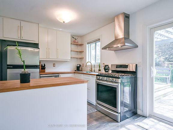 5th image of 416 Sunnidale Rd