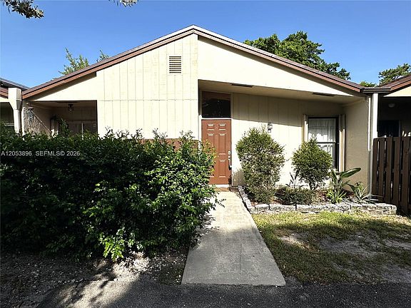 2nd image of 11703 Timbers Way #11703