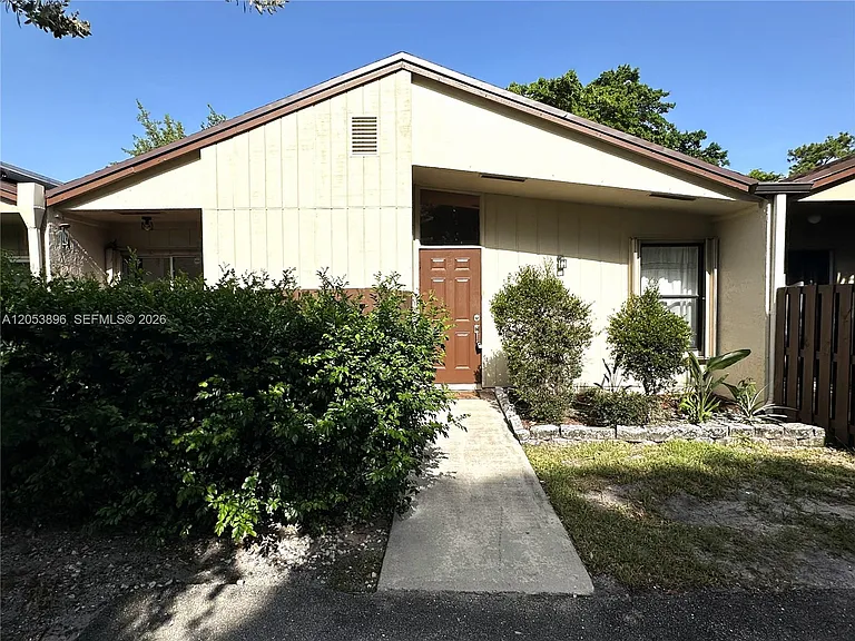 11703 Timbers Way #11703 — Photo 2