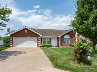 1508 Apache Dr, Marion, IL 62959