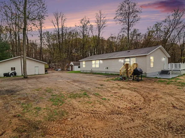 6547 S Outer Loop Dr, Custer, MI 49405