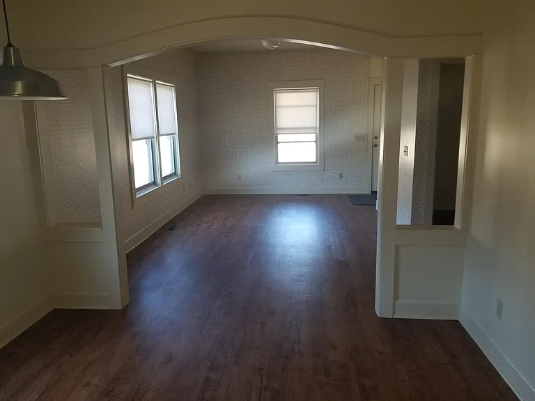 1621 W Main St — Photo 6