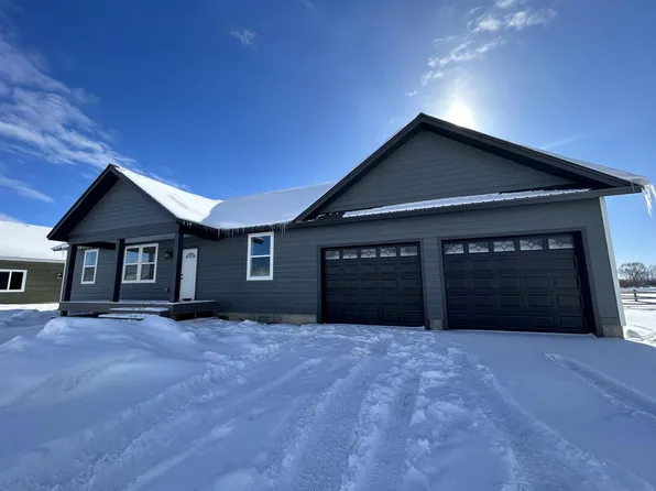 914 Riverbend St, Pinedale, WY 82941