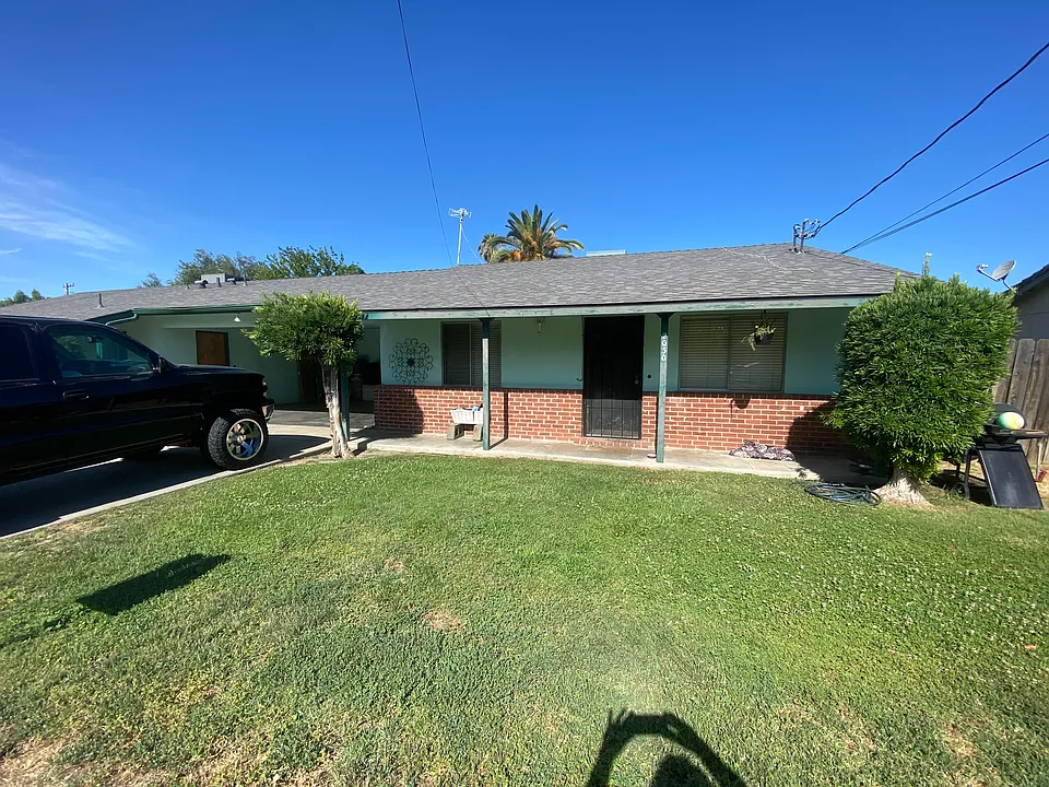 2030 Carter Way
