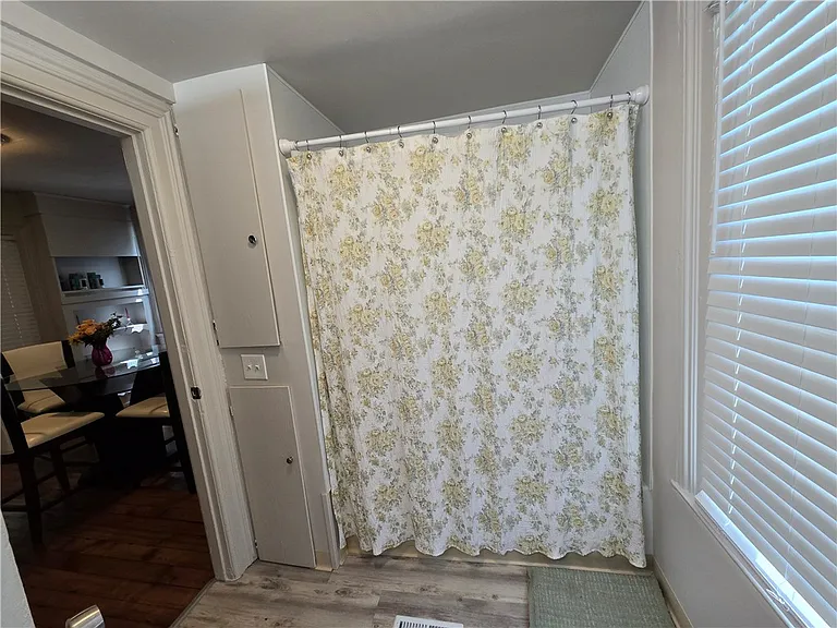 149 Champlain St — Photo 18