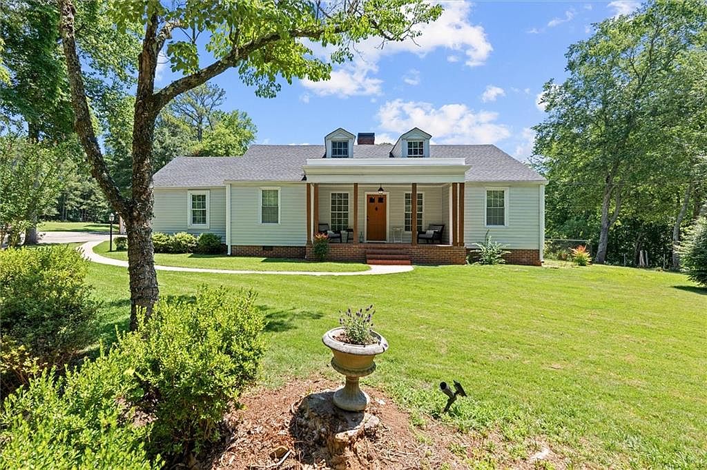 2014 S 16th Hwy, Carrollton, GA 30117 | Zillow