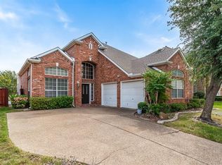 8814 Lakewood Dr, Irving, TX 75063