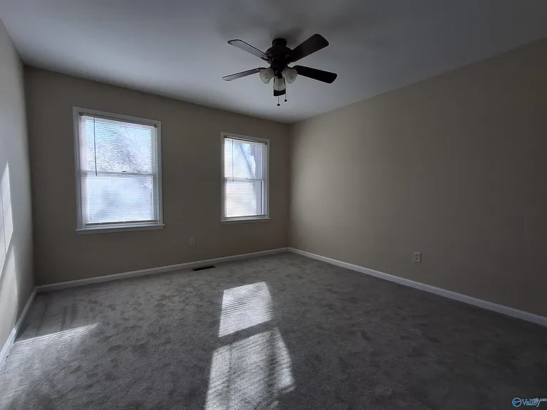 2712 Wynterhall Rd SE — Photo 17