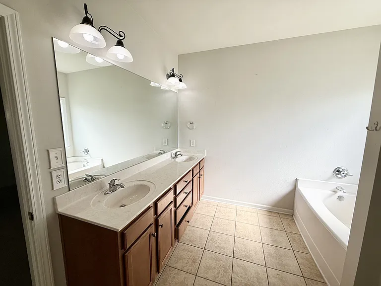 3821 Branford Ct — Photo 27