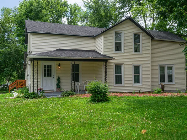 2431 Sandy Hollow Rd, Rockford, IL 61109