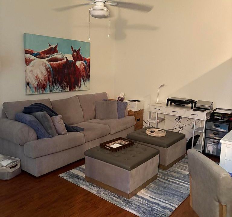 2nd image of 1165 Crystal Way #1165