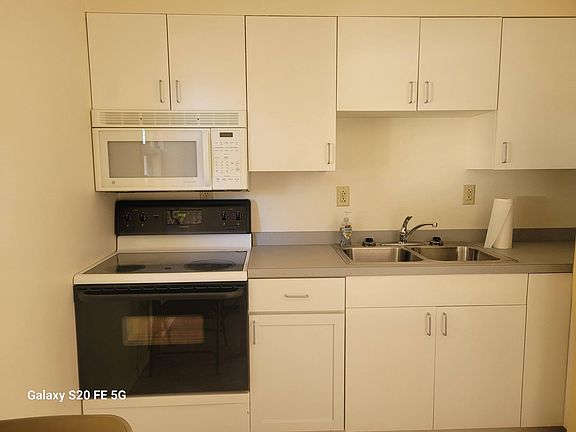 4th image of 1814 10th Ave N
