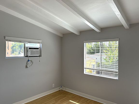 2nd image of 1437-1439 Centinela Ave #1439C