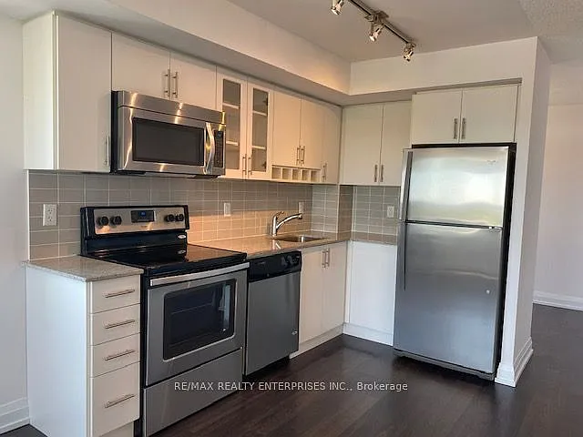 3520 Danforth Ave #515 — Photo 12