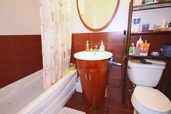 Sold by Wilk Real Estate | media 22