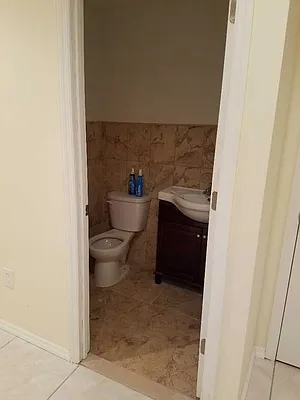 Rented by Realty Guardian, Inc. | media 23