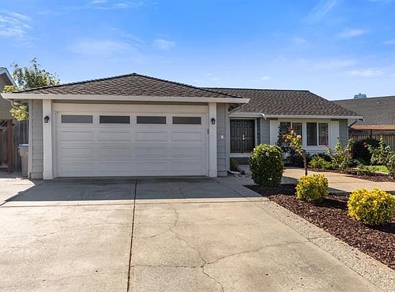 3rd image of 732 Portswood Dr