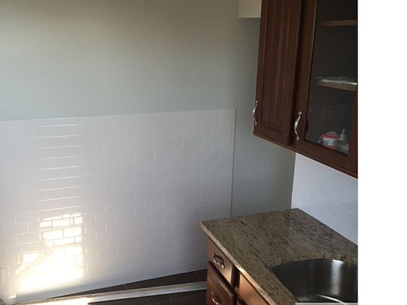 3rd image of 2851 Lawton Ave #3