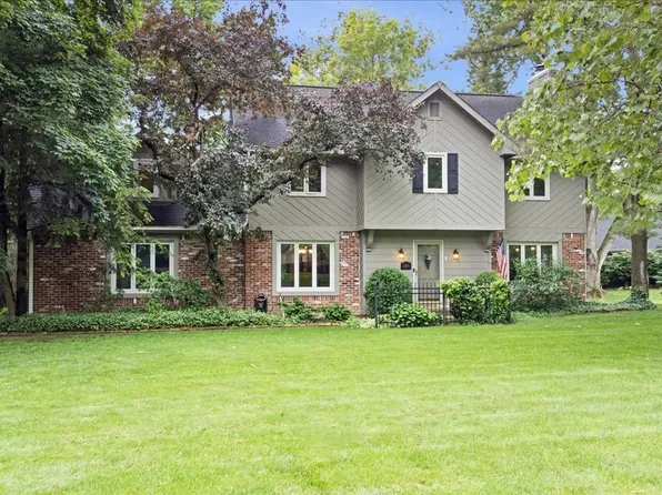 13297 Highland Springs Dr, McCordsville, IN 46055