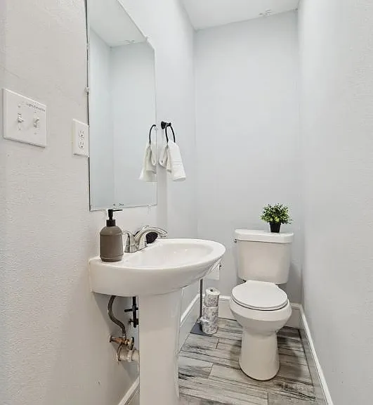 702 N Edgefield Ave — Photo 27