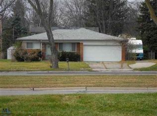 28241 Evergreen Rd, Southfield, MI 48076