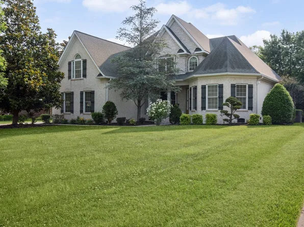 3334 Granite Springs Way, Murfreesboro, TN 37130