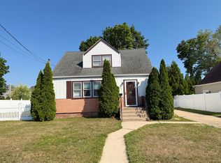 2306 Lincoln St, Bellmore, NY 11710