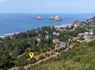 Manzanita St W #4, Tillamook, OR 97141