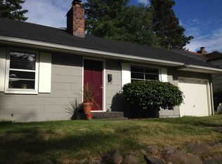 8220 23rd Ave NE, Seattle, WA 98115