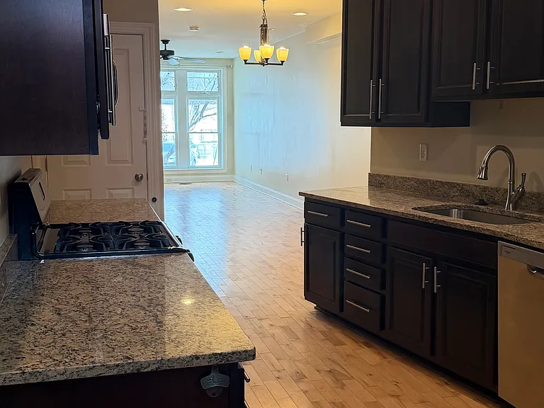 3404 Chestnut Ave — Photo 11