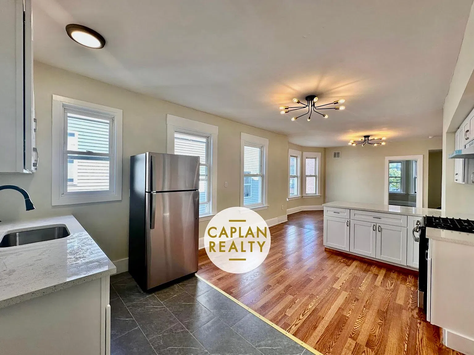 3 bed, $2,300 — Photo 4