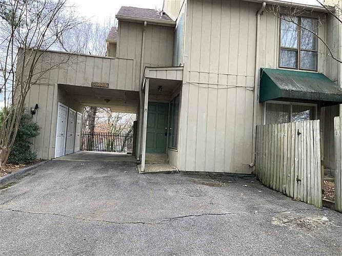 1st image of 2309 Foxmoor Ln #14