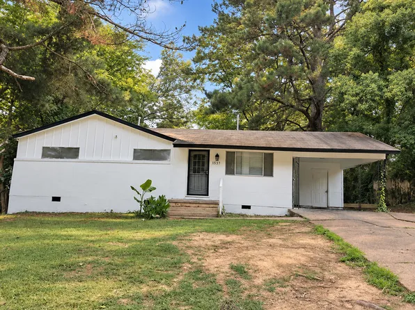 1527 Maria Dr, Jackson, MS 39204