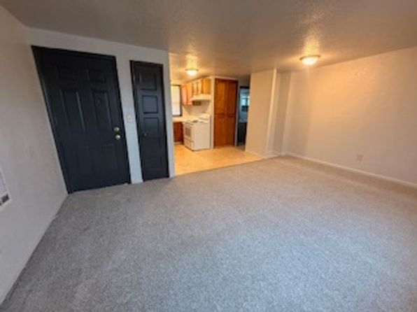 210 Baltimore St APT 3