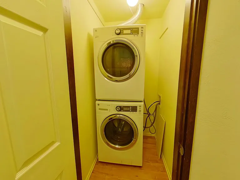 1540 Ferry Aly — Photo 7
