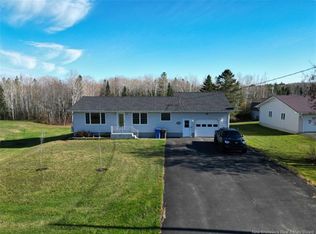 2733 Little River Rd, Bathurst, NB E2A6M7