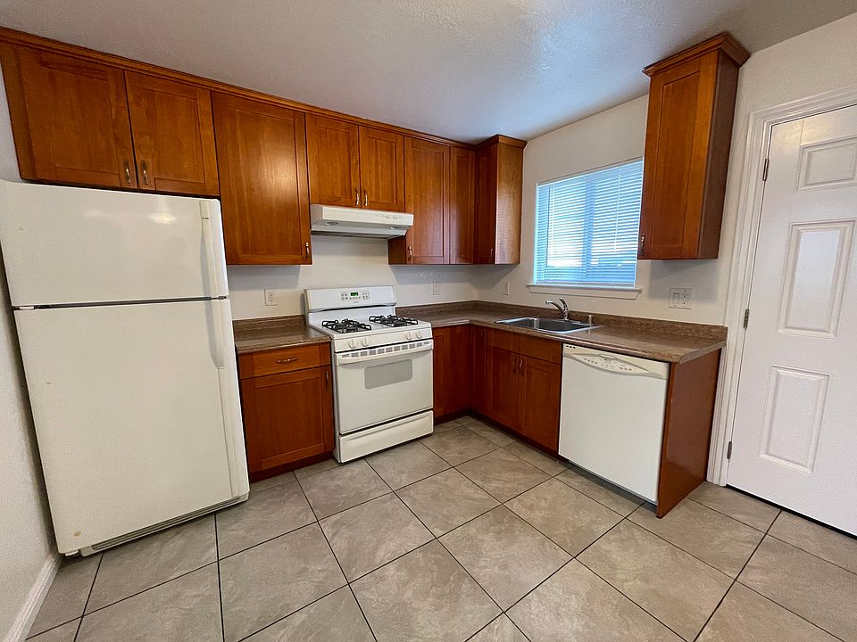 1st image of 777 Warrington Ave
