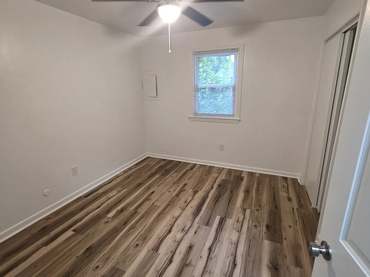 2 bed, 700 sqft, $1,500 — Photo 4