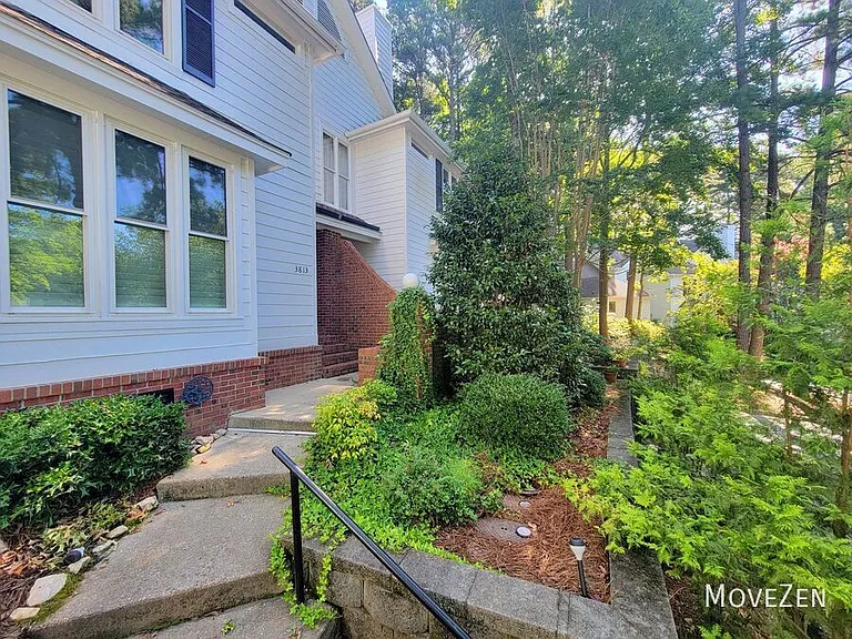 3813 Carnegie Ln — Photo 24