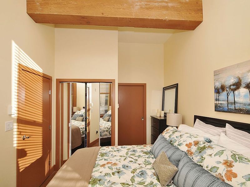 Victoria Apartment for rent - 2 Bedrooms — photo 11