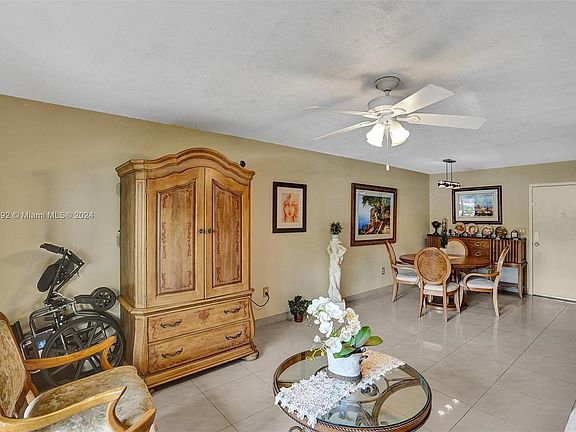 3rd image of 10431 N Kendall Dr APT D110