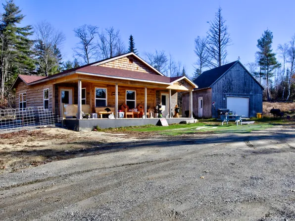 220 Rollins Ridge Road, Dixfield, ME 04224
