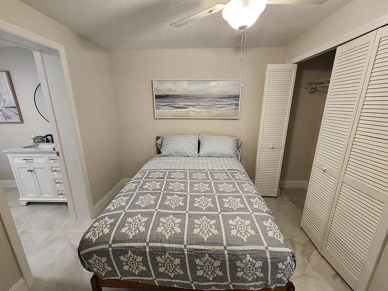 102 Cordova Rd — Photo 16