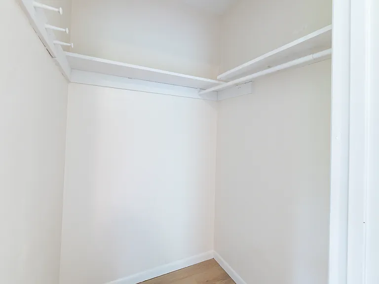 307 McMaster Pl — Photo 21